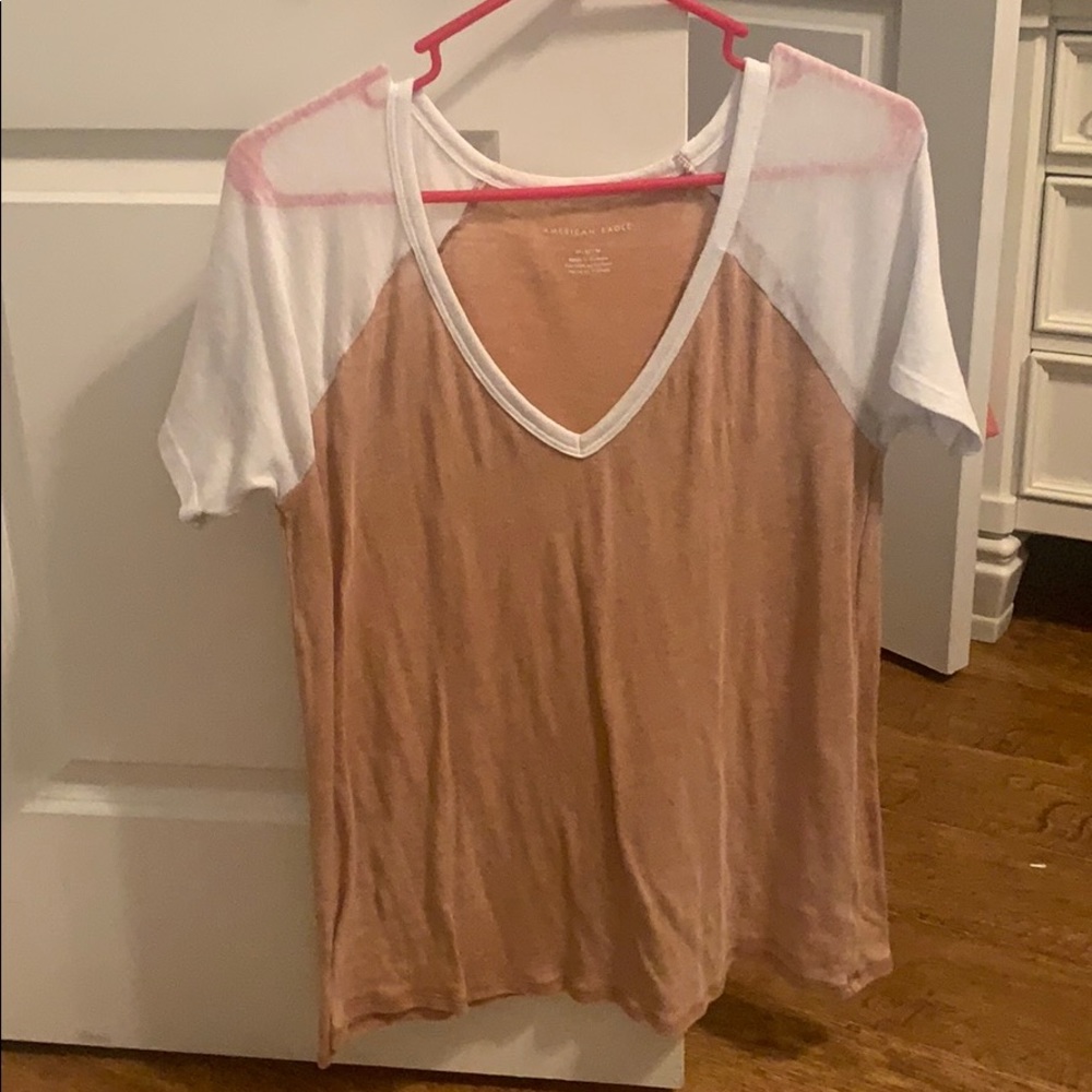 American Eagle orange v-neck